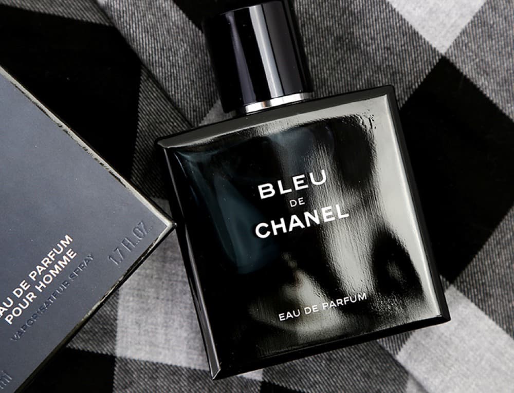 نگاهی به 5 شیشه عطر مردانه Chanel بیندازید که همه می توانند از آنها استفاده کنند