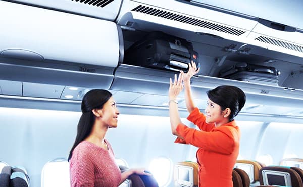 Hãy coi chừng nếu bạn có ý định mang nước hoa lên máy bay?