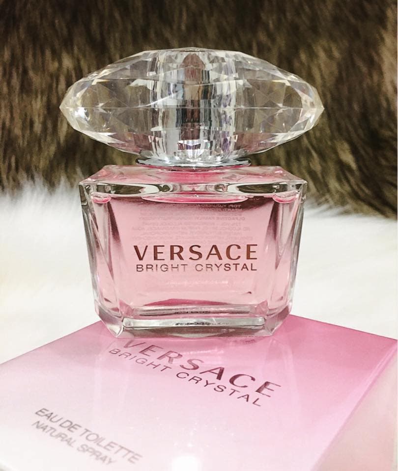 So sánh mùi hương: Versace Bright Crystal and Versace Bright Crystal Absolu
