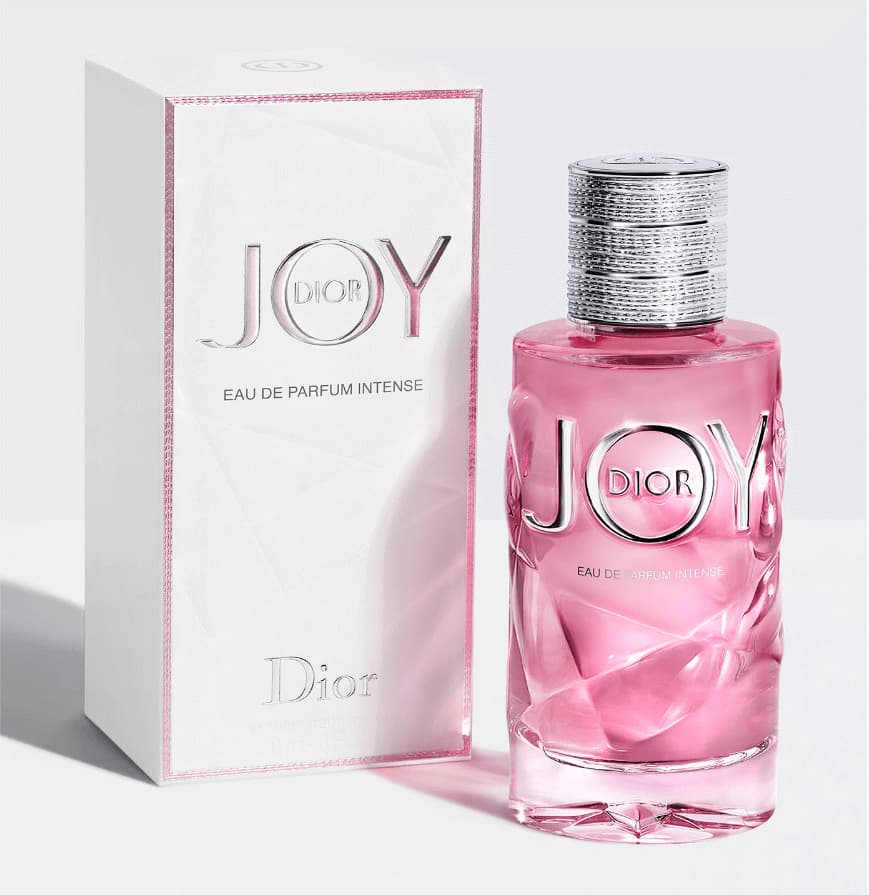 Ngọt ngào gợi cảm không thể thiếu sự hiện diện của nước hoa nữ Dior Joy