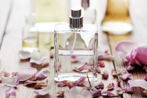Chọn mùi hương nước hoa đúng tránh lãng phí tiền