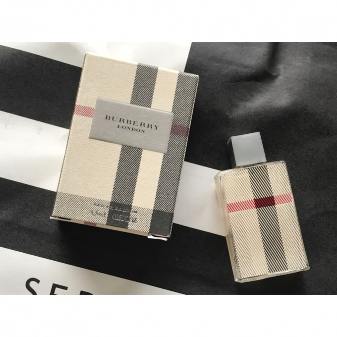 Địa chỉ bán nước hoa mini BURBERRY LONDON EDP  xách tay mỹ cao cấp giá  rẻ hcm